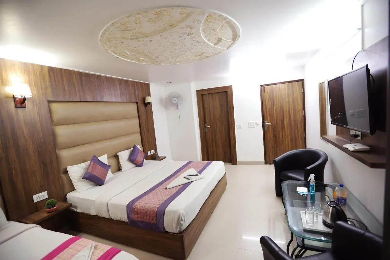 Airport Hotel Noratan Palace New Delhi