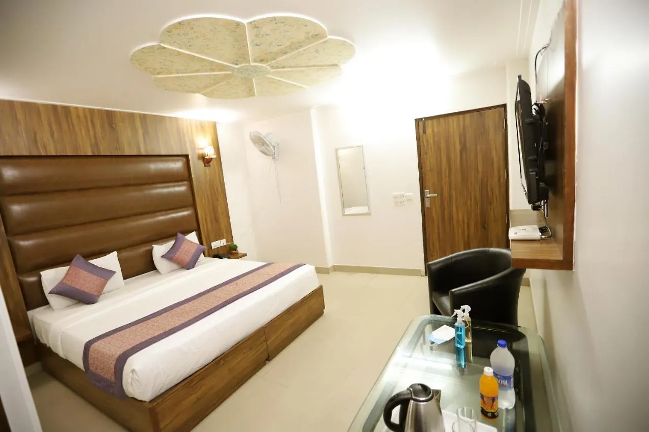 Airport Hotel Noratan Palace New Delhi